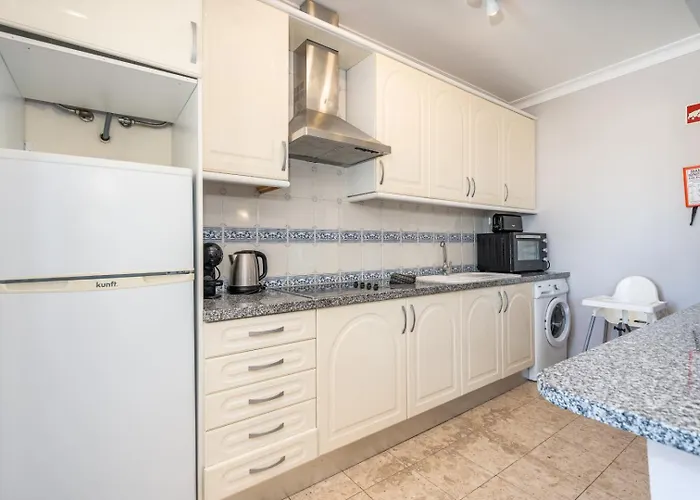 Sea Flat Iv Портиман